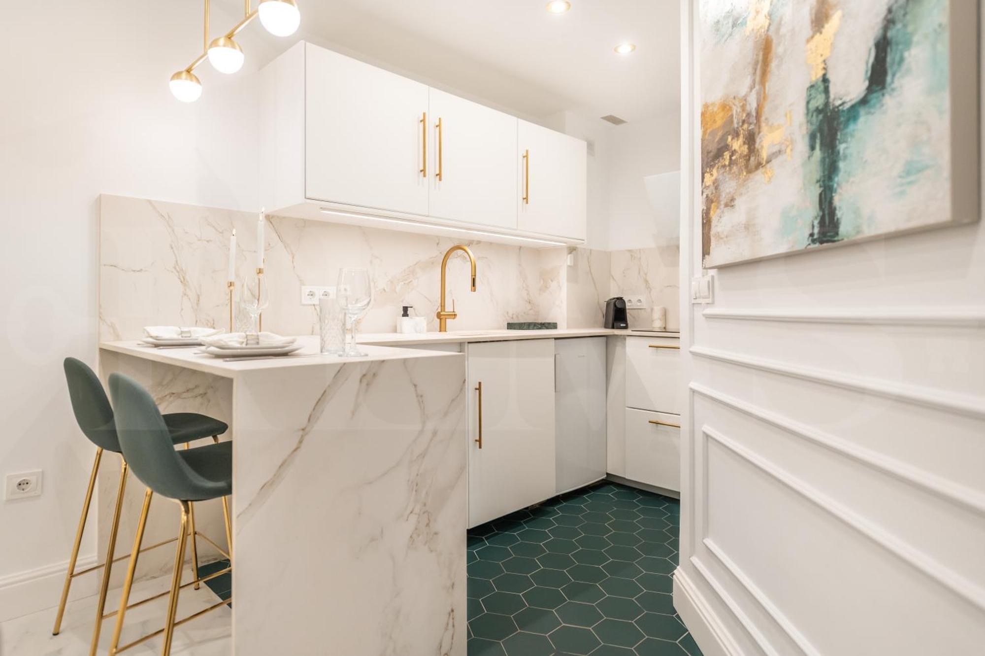 Glamorous Flat In The Heart Of Malaga By Rems Exterior foto